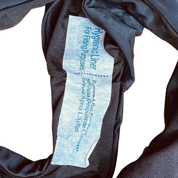 Becca Rebecca Virtue NWT Move Along One-Piece Plunge Strappy Swimsuit Black M - Picture 9 of 14